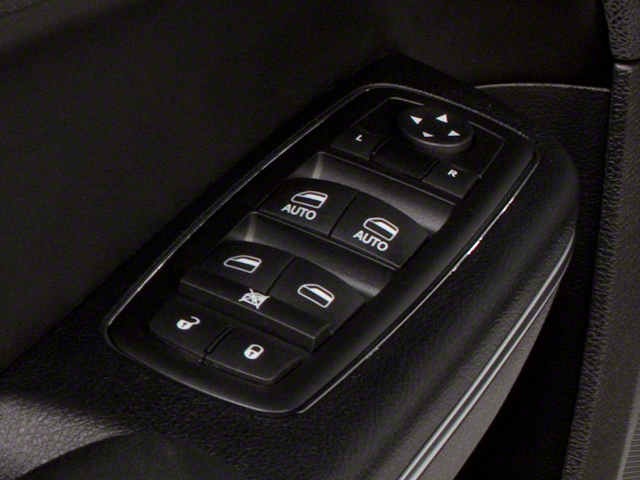 2012 Chrysler 300 300C Luxury Series