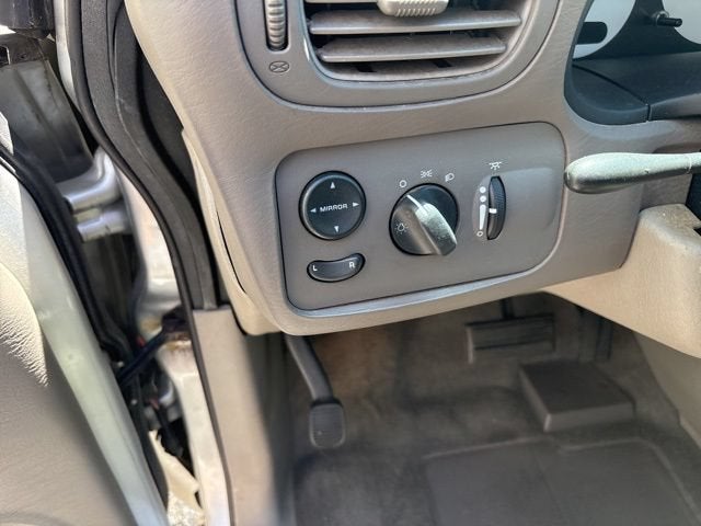 2002 Dodge Caravan SE