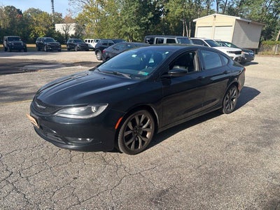 2015 Chrysler 200 S