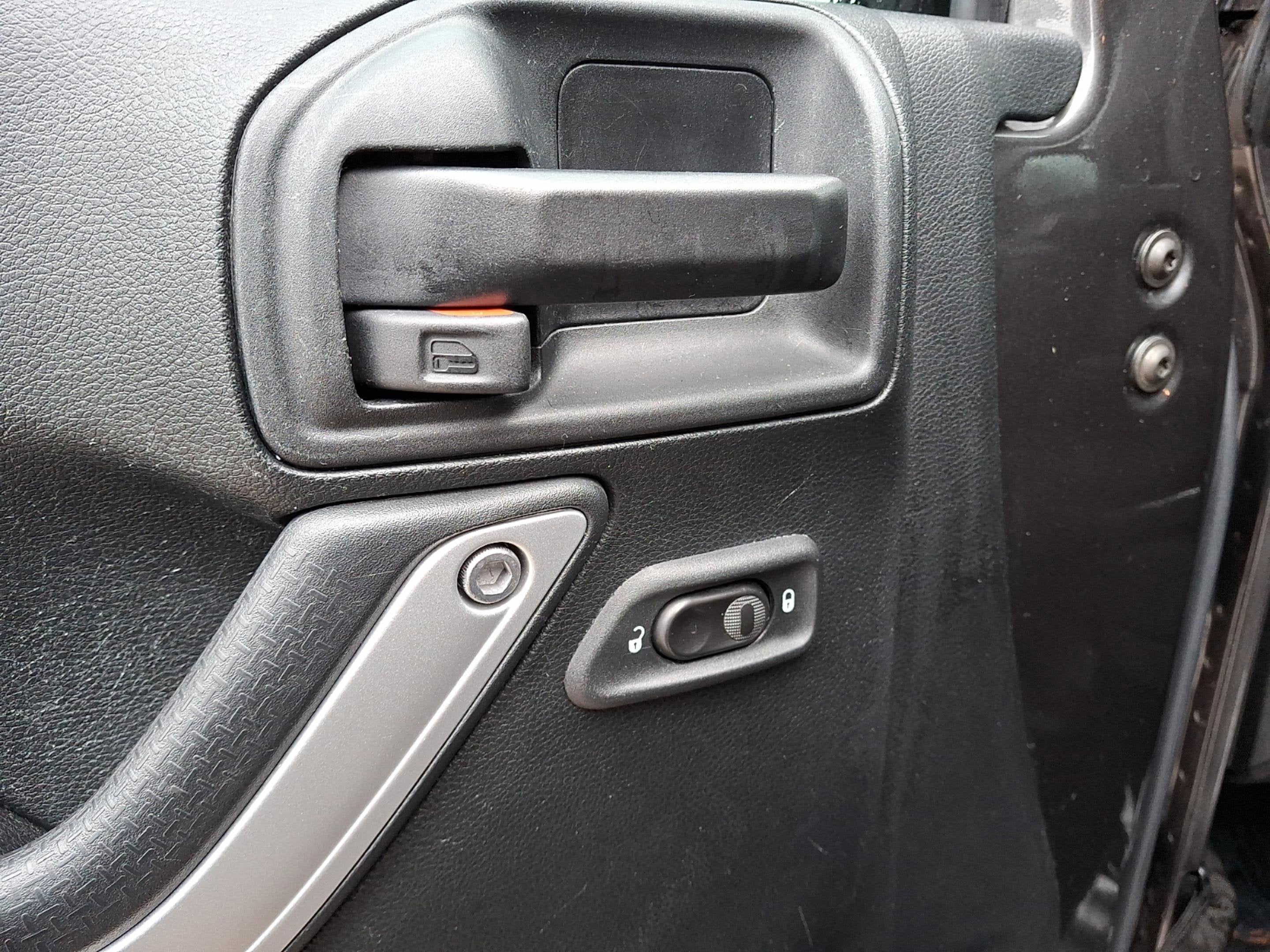 2017 Jeep Wrangler Unlimited Sahara 4x4