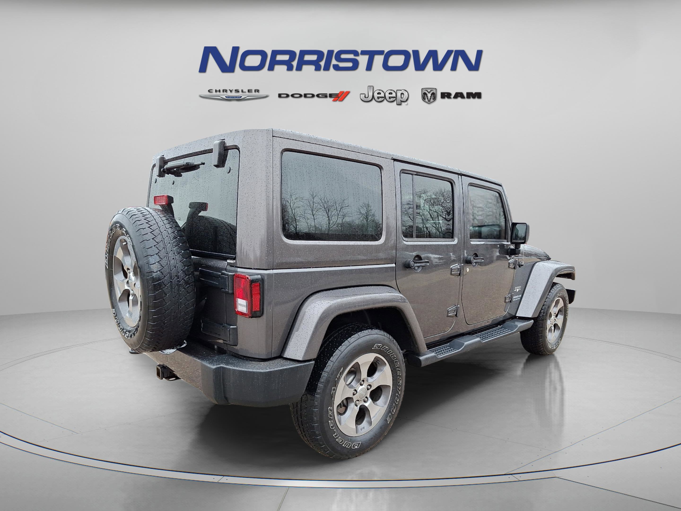 2017 Jeep Wrangler Unlimited Sahara 4x4