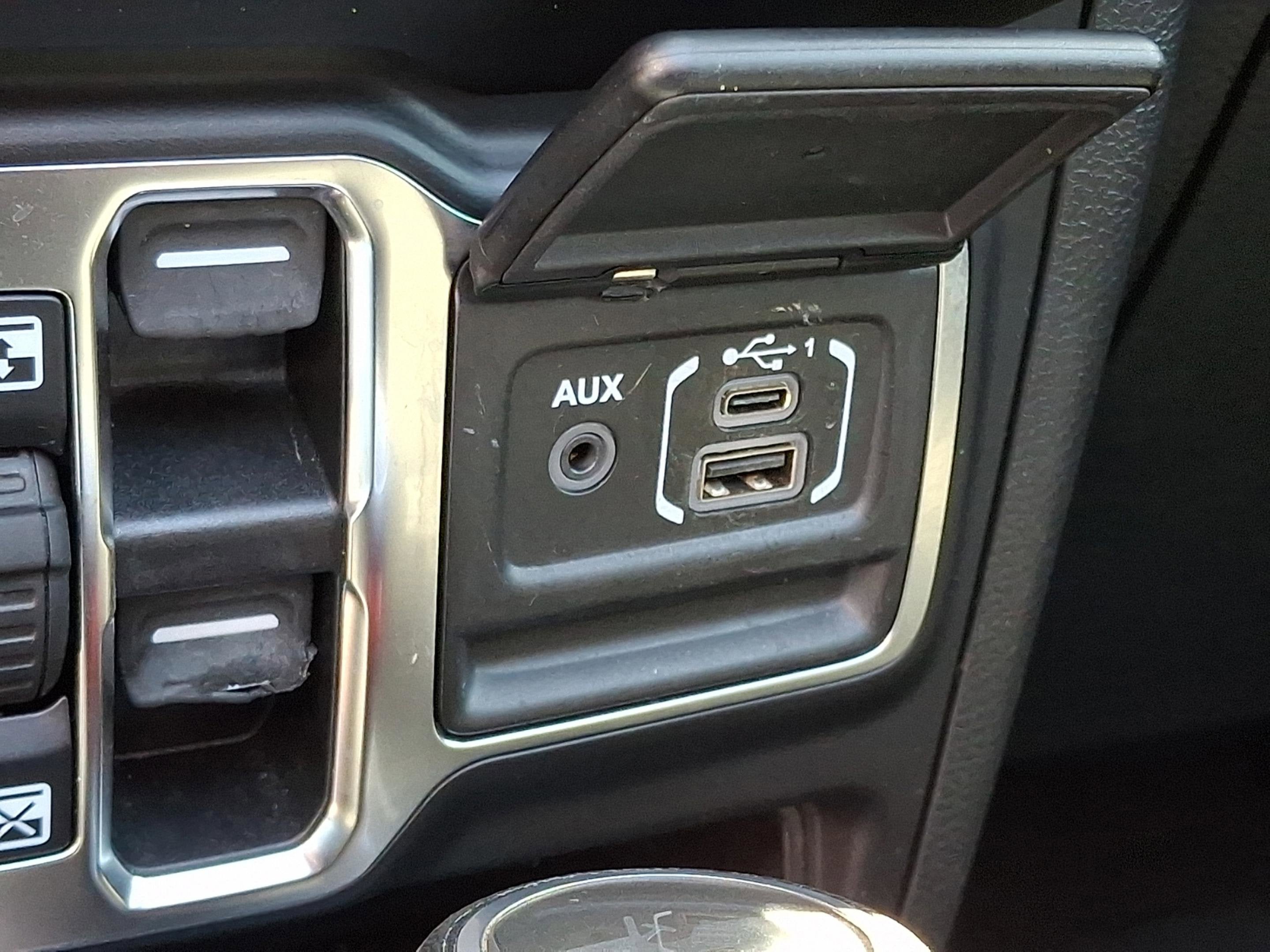 2022 Jeep Wrangler Unlimited Willys 4x4