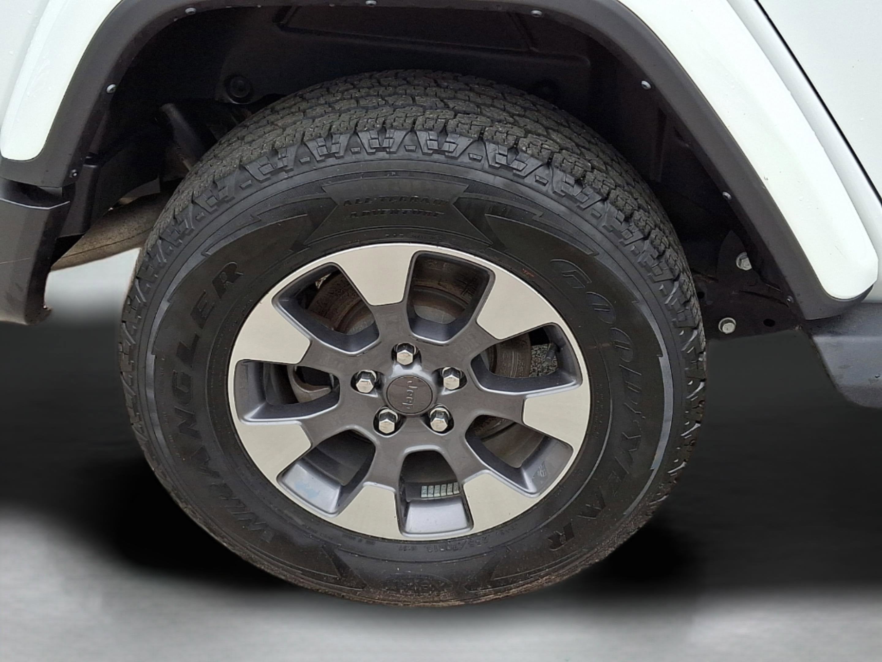 2023 Jeep Wrangler 4-Door Sahara 4x4