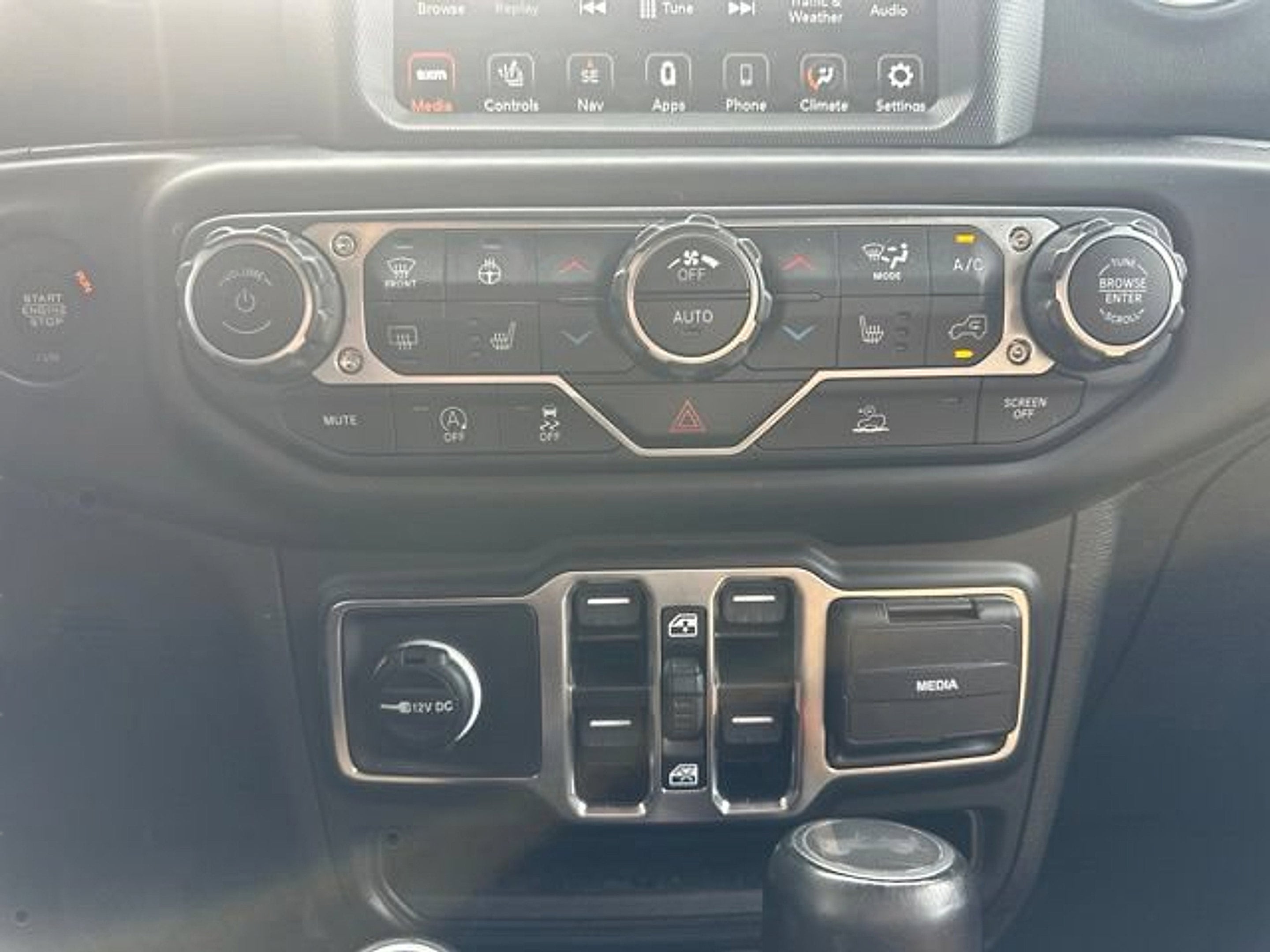 2022 Jeep Wrangler Unlimited Sahara 4x4