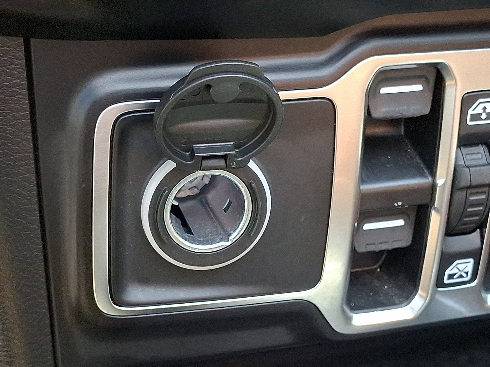 2022 Jeep Wrangler Unlimited Sahara 4x4