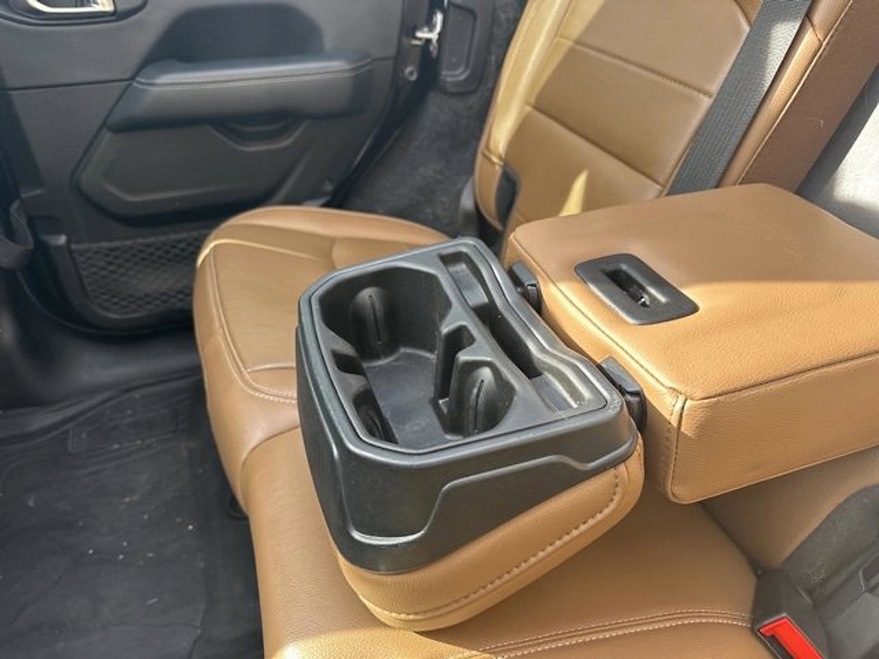 2022 Jeep Wrangler Unlimited Sahara 4x4