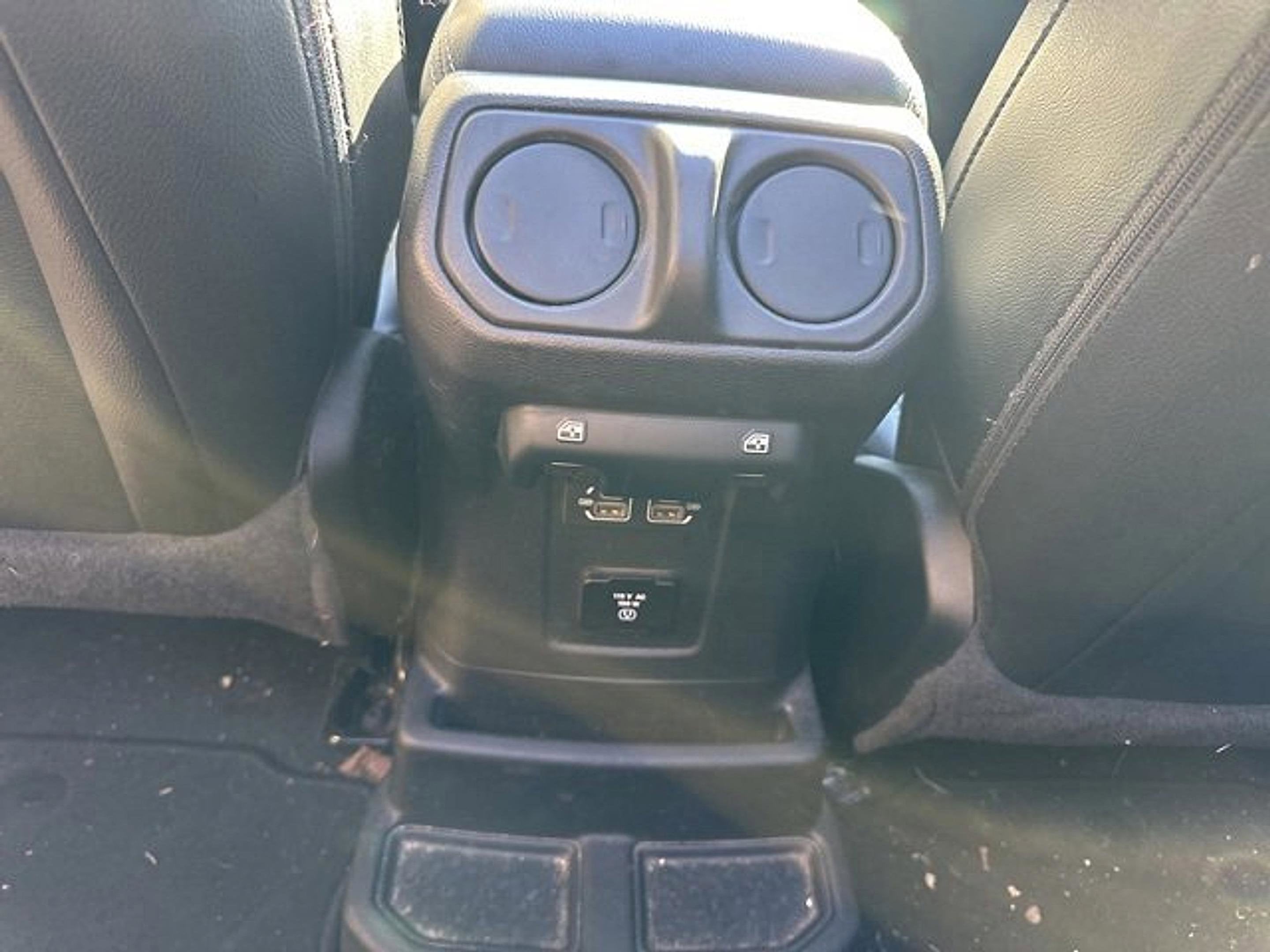 2022 Jeep Wrangler Unlimited Sahara 4x4