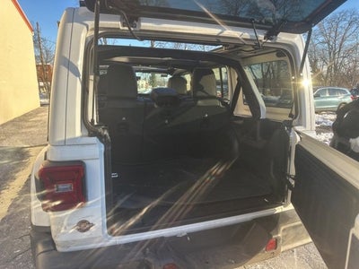 2022 Jeep Wrangler Unlimited Sahara 4x4