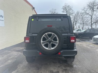 2022 Jeep Wrangler Unlimited Sahara 4x4