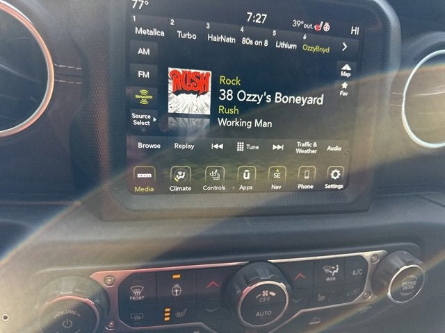 2022 Jeep Wrangler Unlimited Sahara 4x4