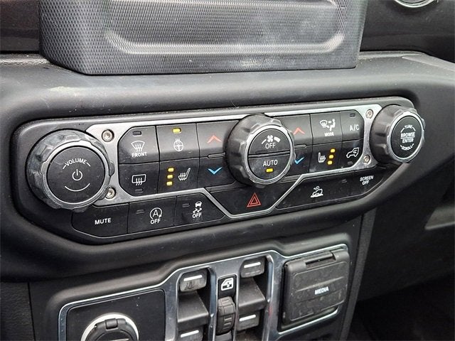 2021 Jeep Wrangler Unlimited Sahara Altitude