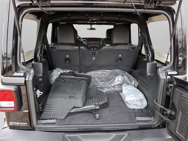 2021 Jeep Wrangler Unlimited Sahara Altitude