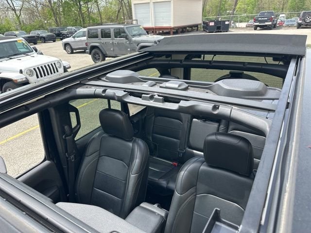 2022 Jeep Wrangler Unlimited Sahara Altitude 4x4