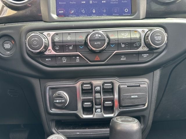 2022 Jeep Wrangler Unlimited Sahara Altitude 4x4