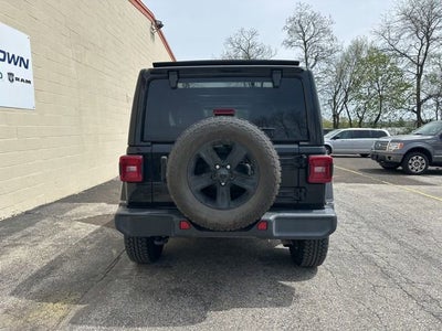 2022 Jeep Wrangler Unlimited Sahara Altitude 4x4