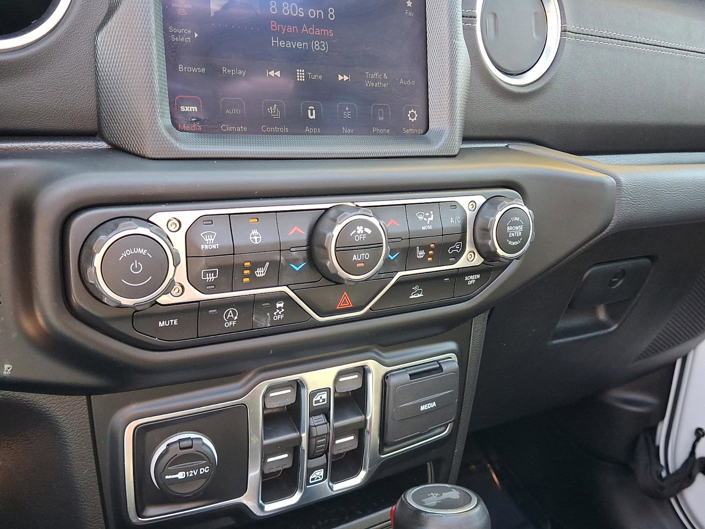 2022 Jeep Wrangler Unlimited Sahara 4x4