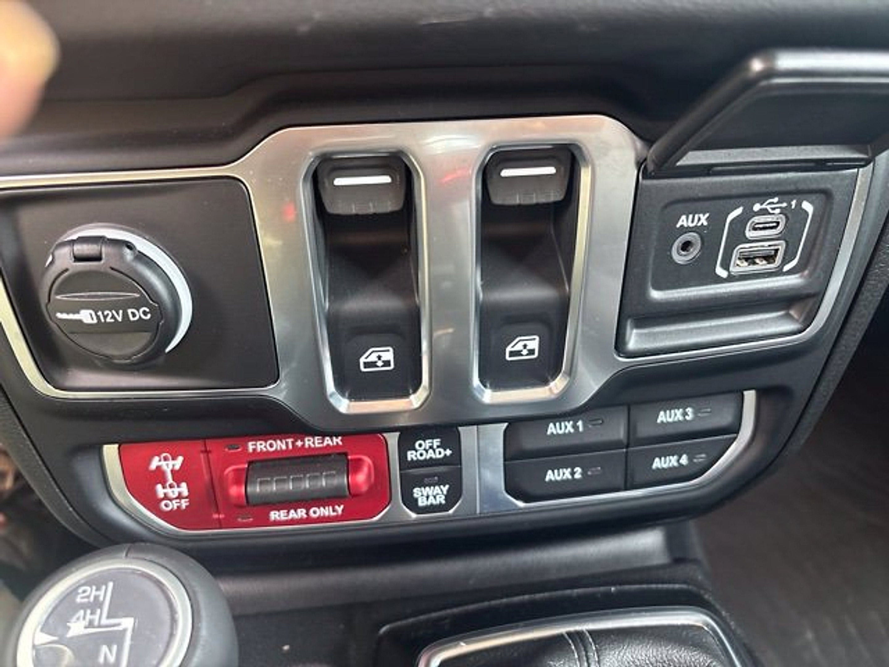 2024 Jeep Wrangler 2-Door Recon 4x4