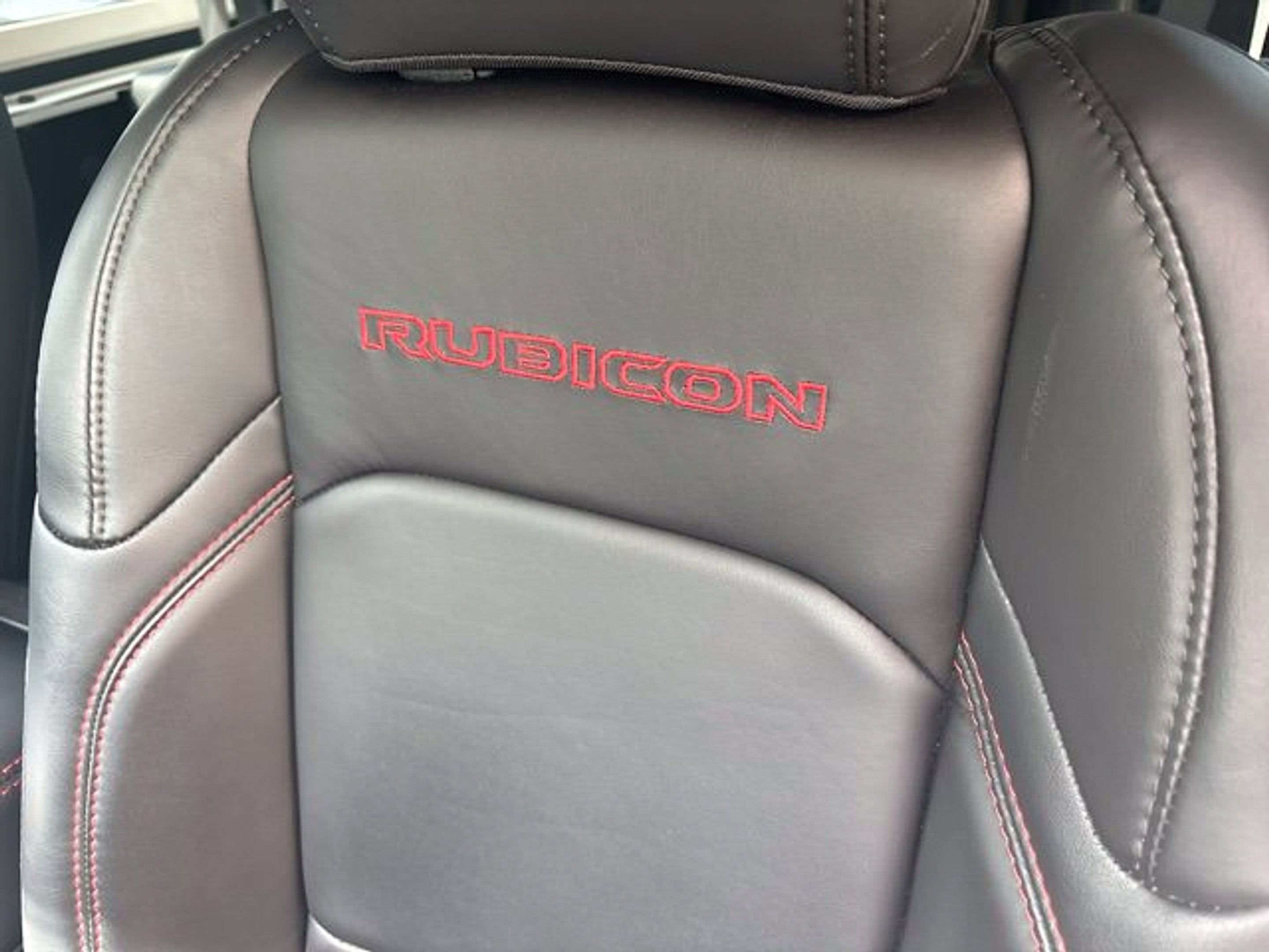 2024 Jeep Wrangler 2-Door Recon 4x4