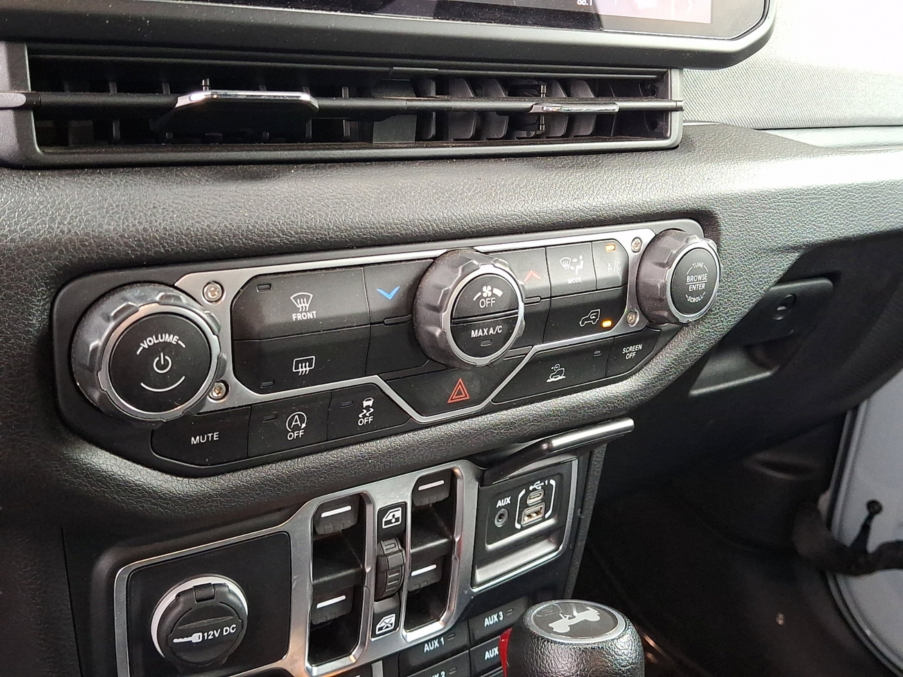 2024 Jeep Wrangler 4-Door Willys 4x4