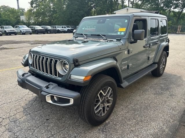 2024 Jeep Wrangler Sahara