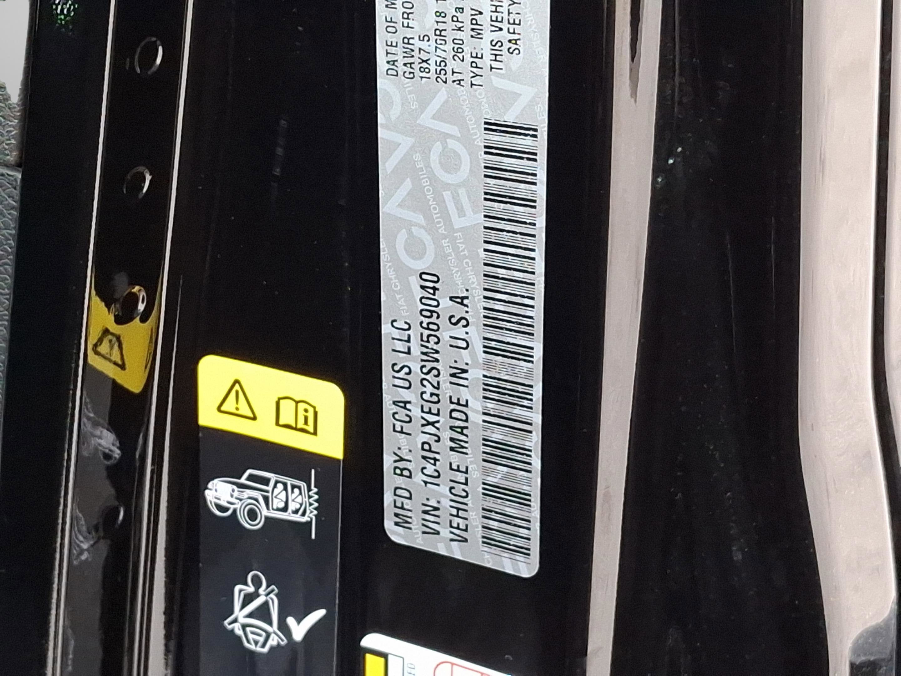 2025 Jeep Wrangler WRANGLER 4-DOOR SAHARA