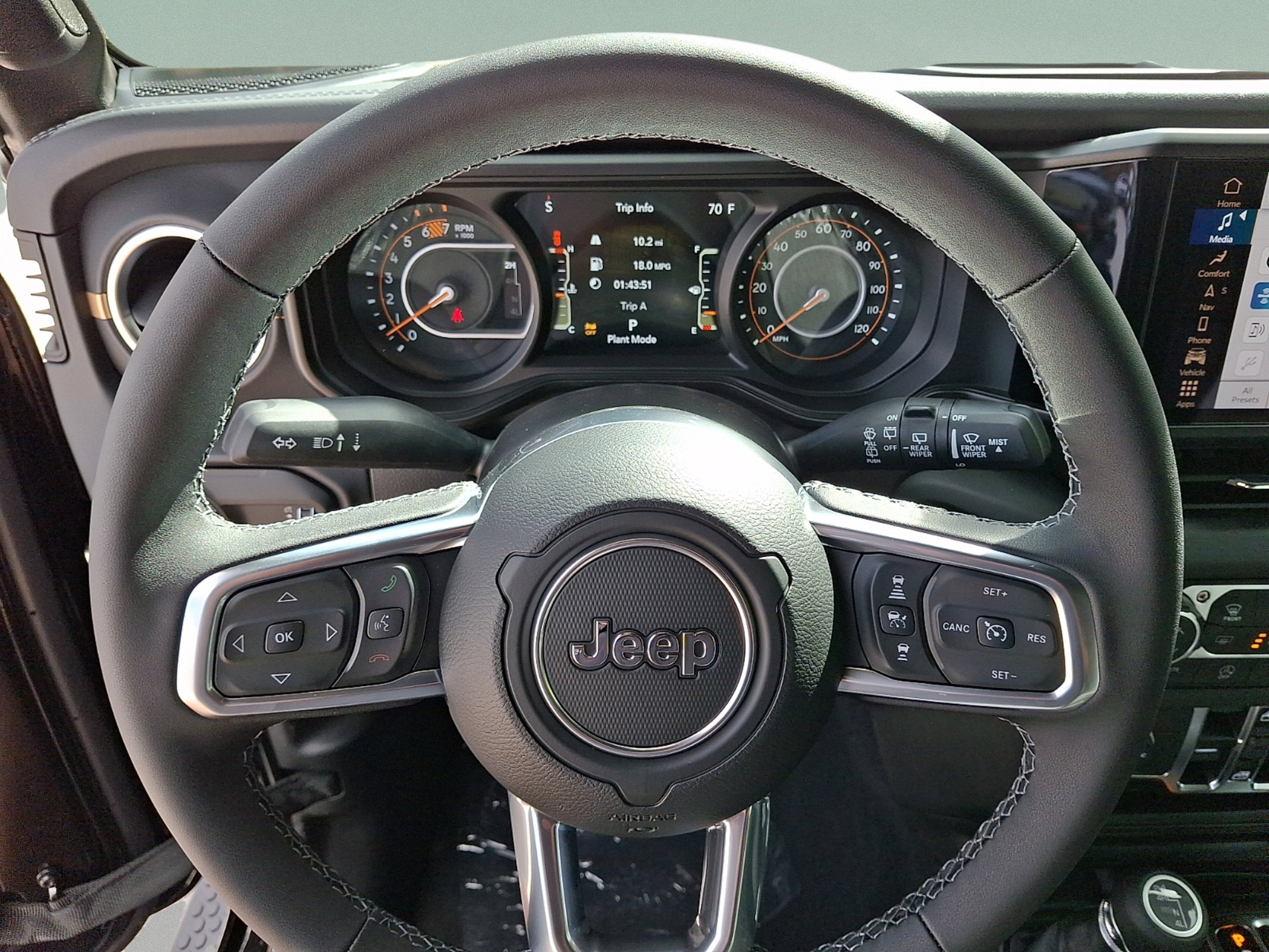 2027 Jeep Wrangler WRANGLER 4-DOOR SAHARA