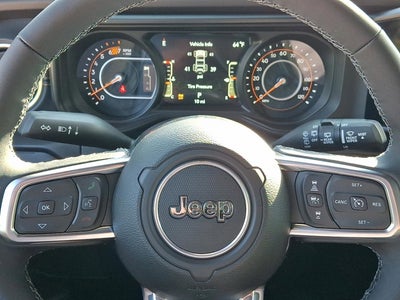 2025 Jeep Wrangler WRANGLER 4-DOOR SAHARA