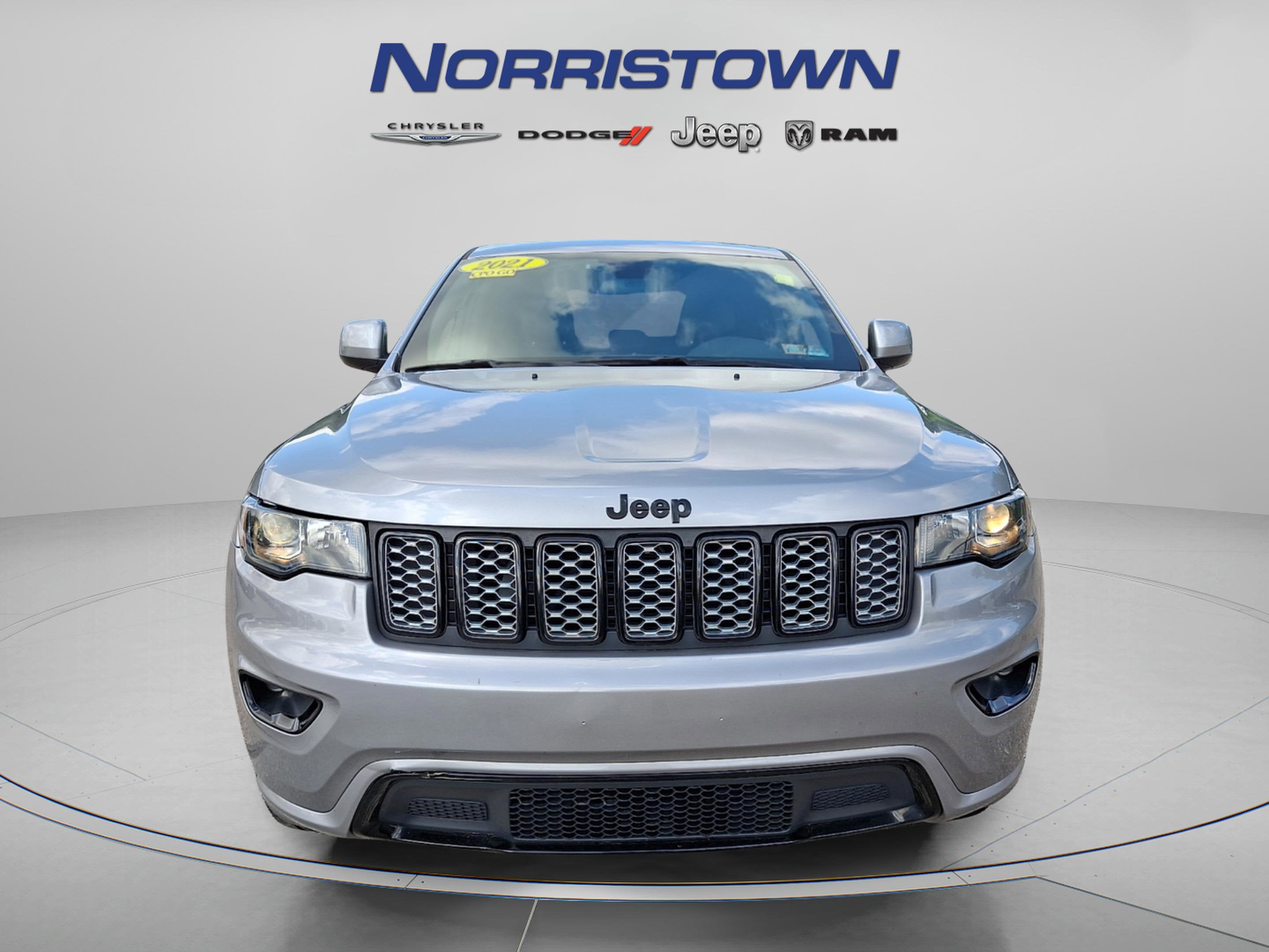 2021 Jeep Grand Cherokee Laredo X 4x4
