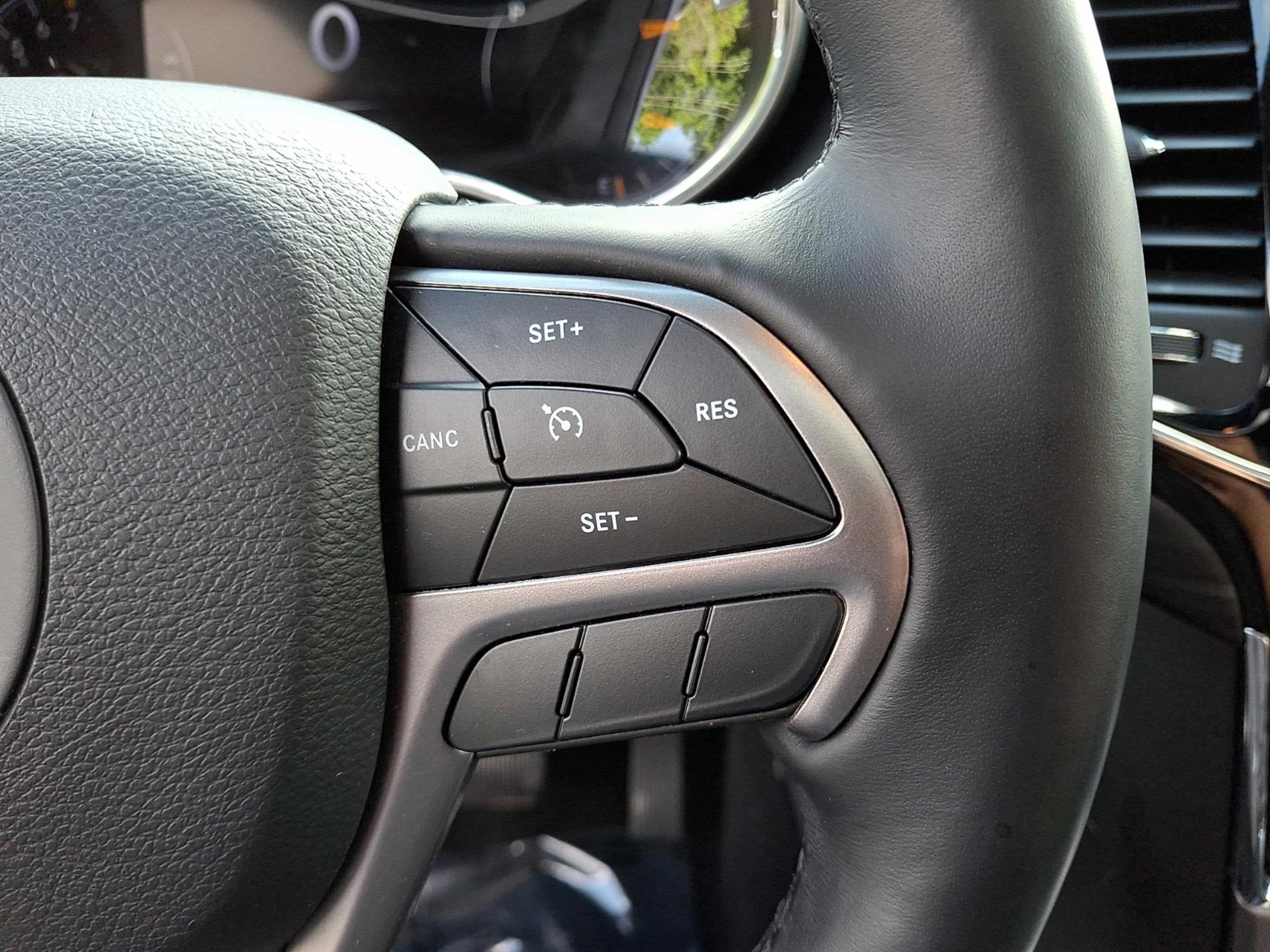 2021 Jeep Grand Cherokee Laredo X 4x4