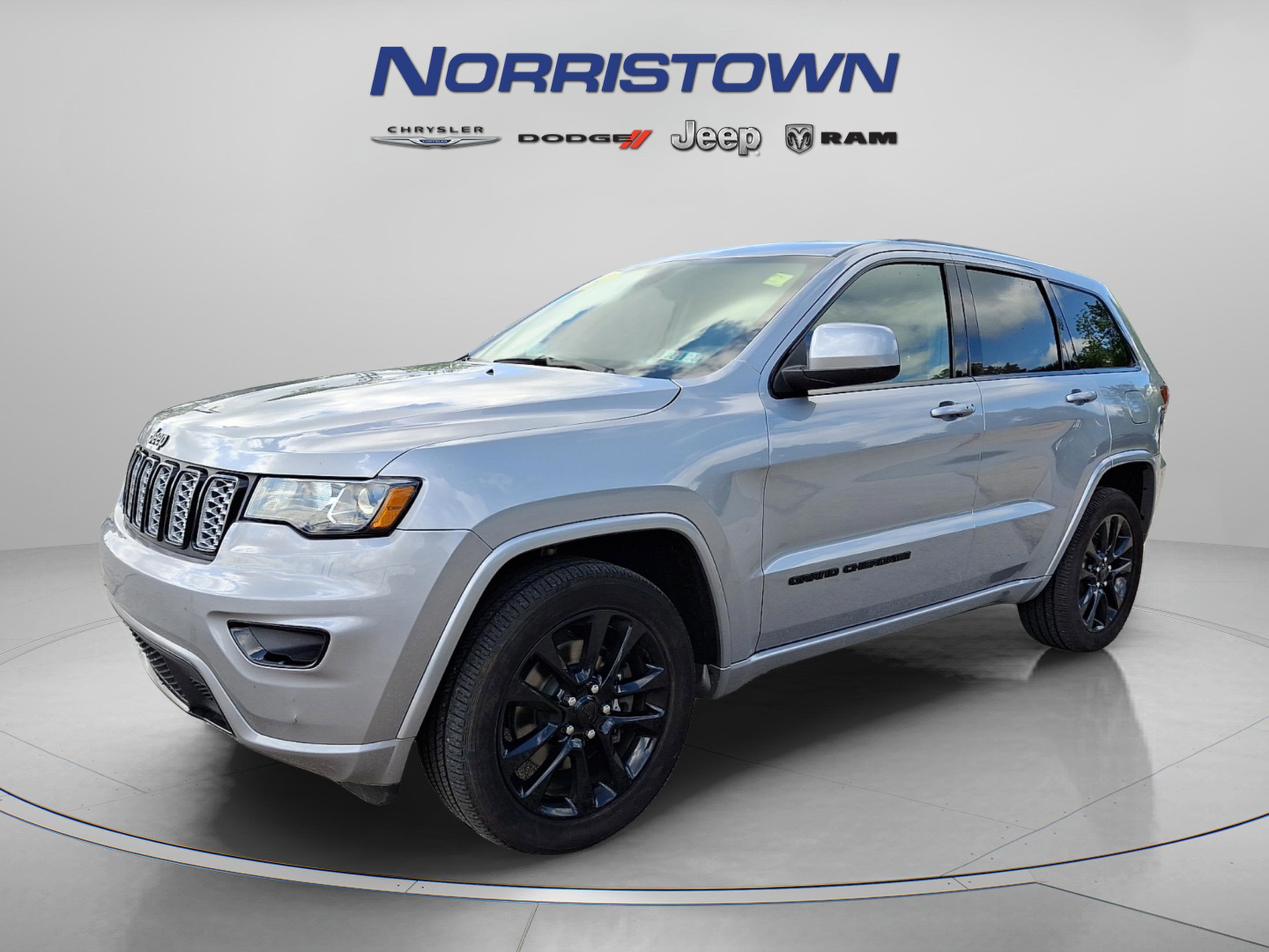 2021 Jeep Grand Cherokee Laredo X 4x4