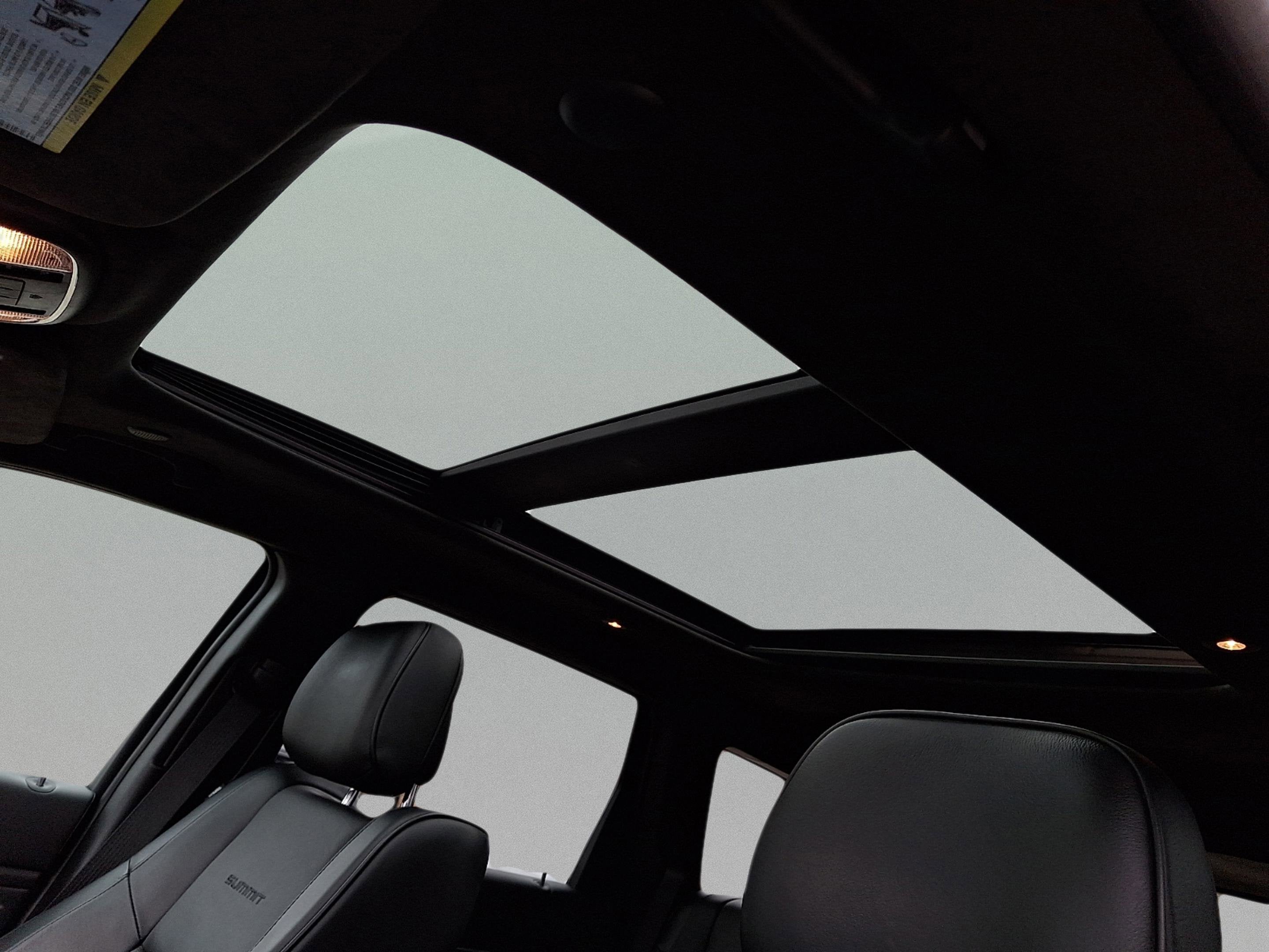 2016 Jeep Grand Cherokee Summit