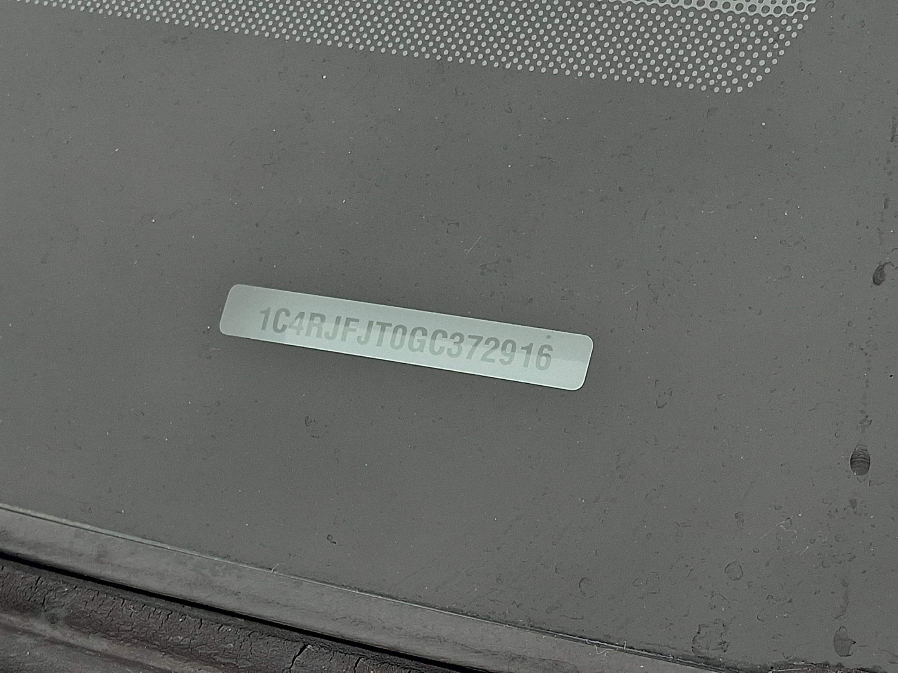 2016 Jeep Grand Cherokee Summit