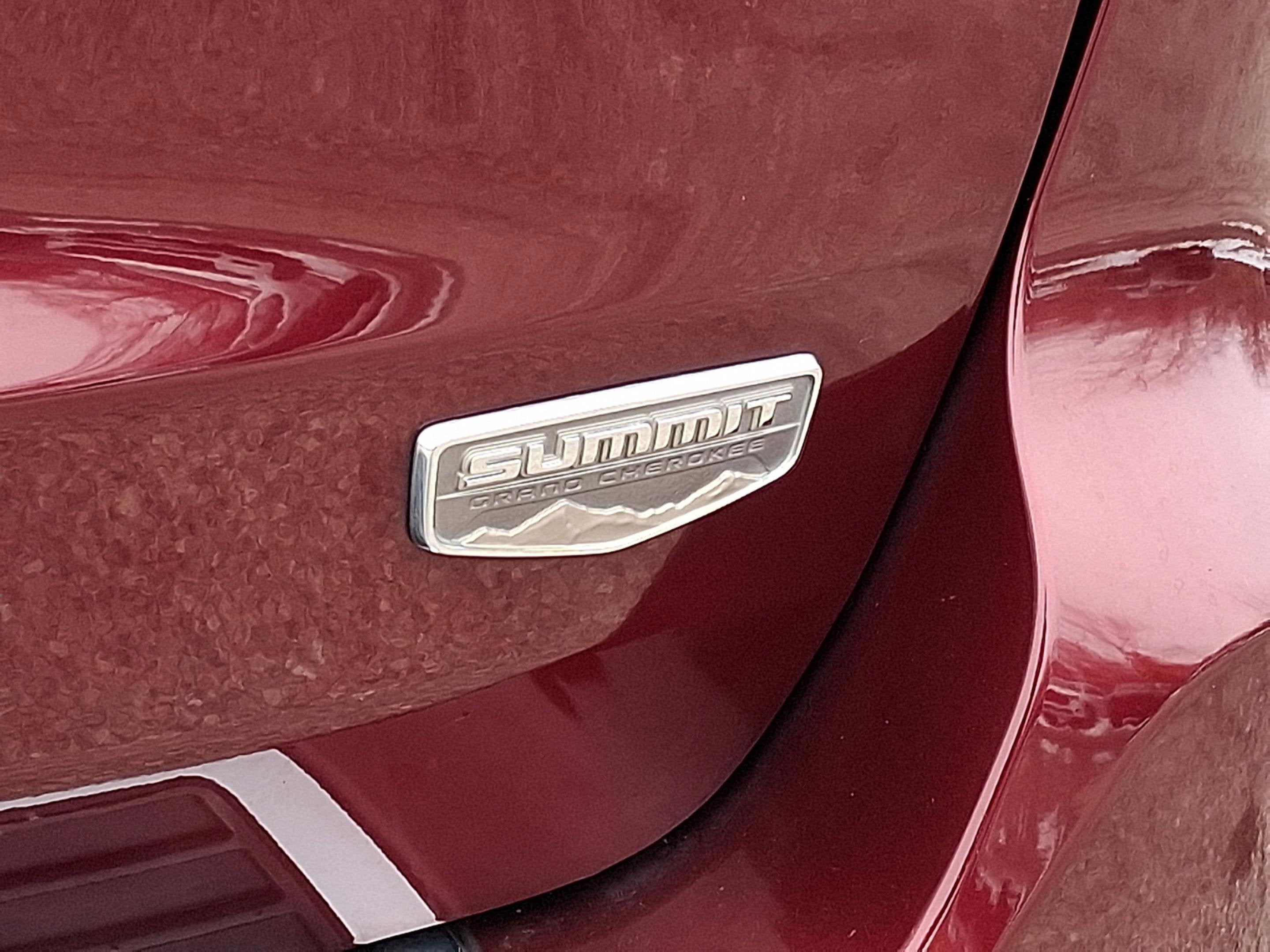 2016 Jeep Grand Cherokee Summit