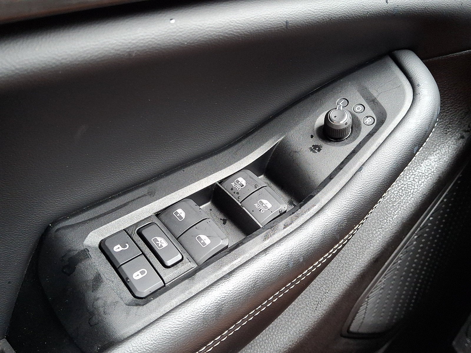 2023 Jeep Grand Cherokee Laredo 4x4
