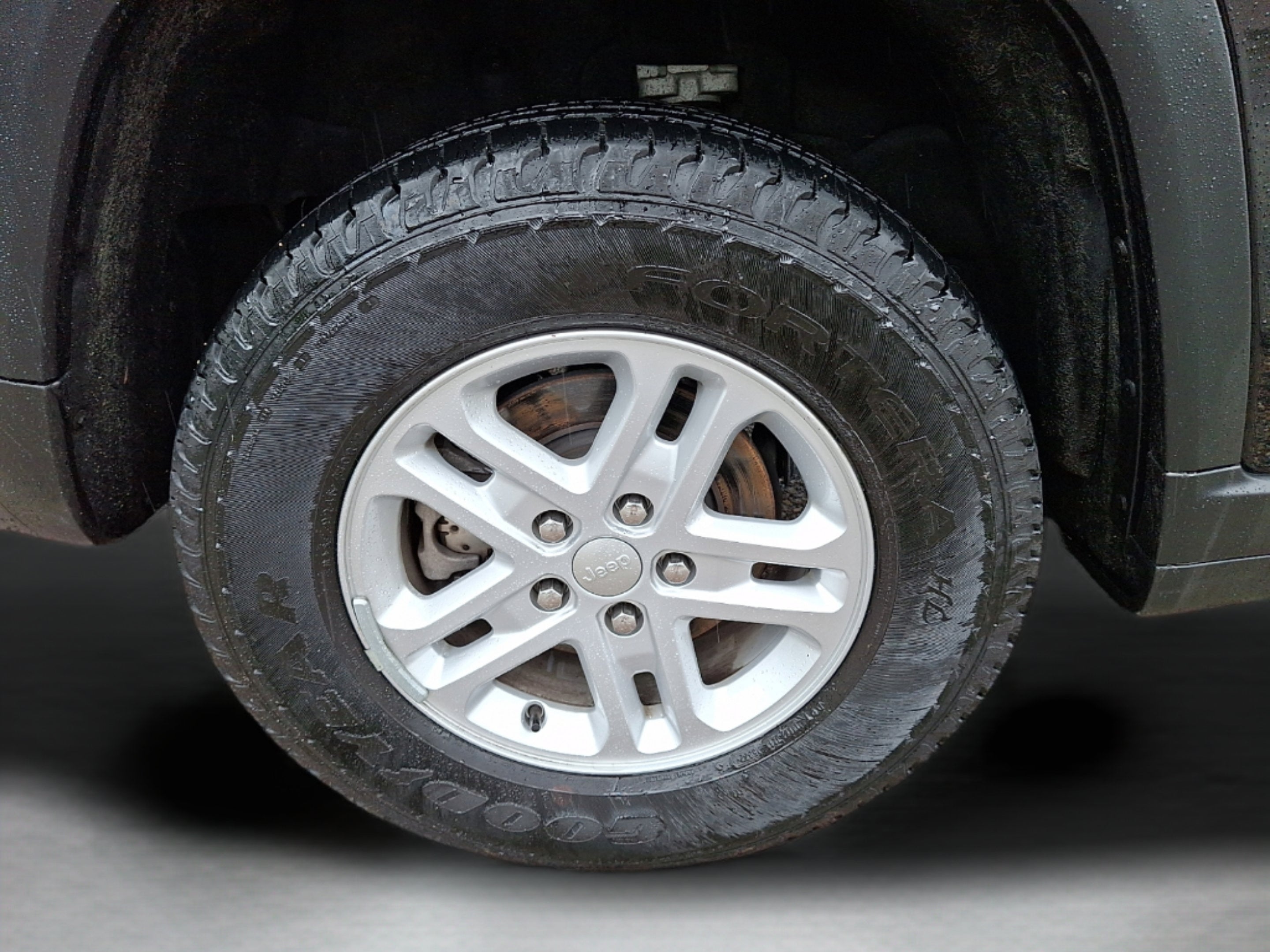 2023 Jeep Grand Cherokee Laredo 4x4
