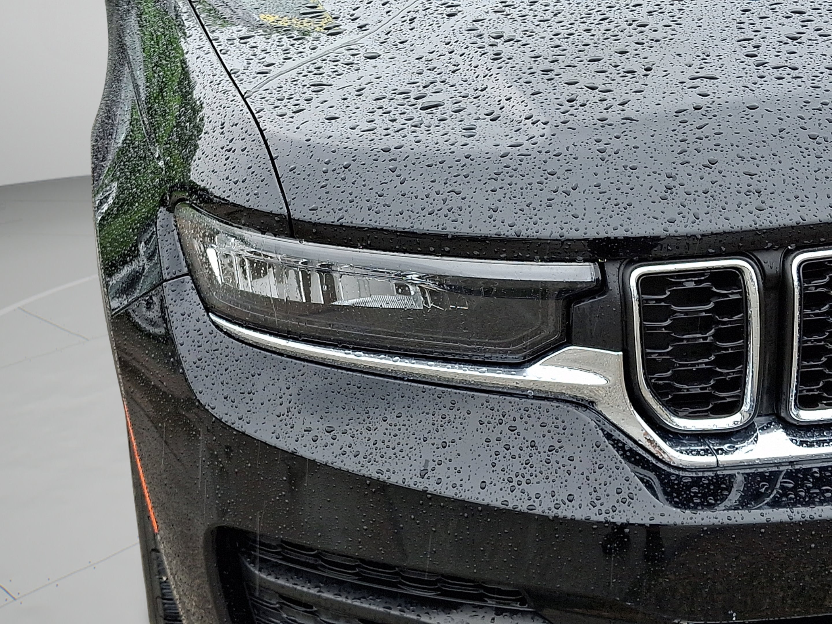 2023 Jeep Grand Cherokee Laredo 4x4