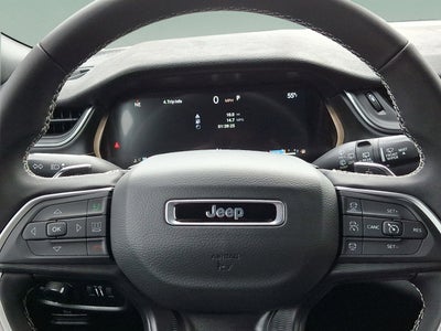 2025 Jeep Grand Cherokee GRAND CHEROKEE LAREDO X 4X4