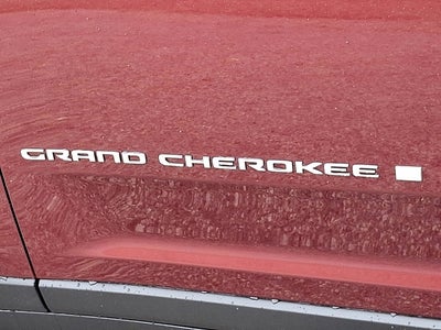 2025 Jeep Grand Cherokee GRAND CHEROKEE LAREDO X 4X4
