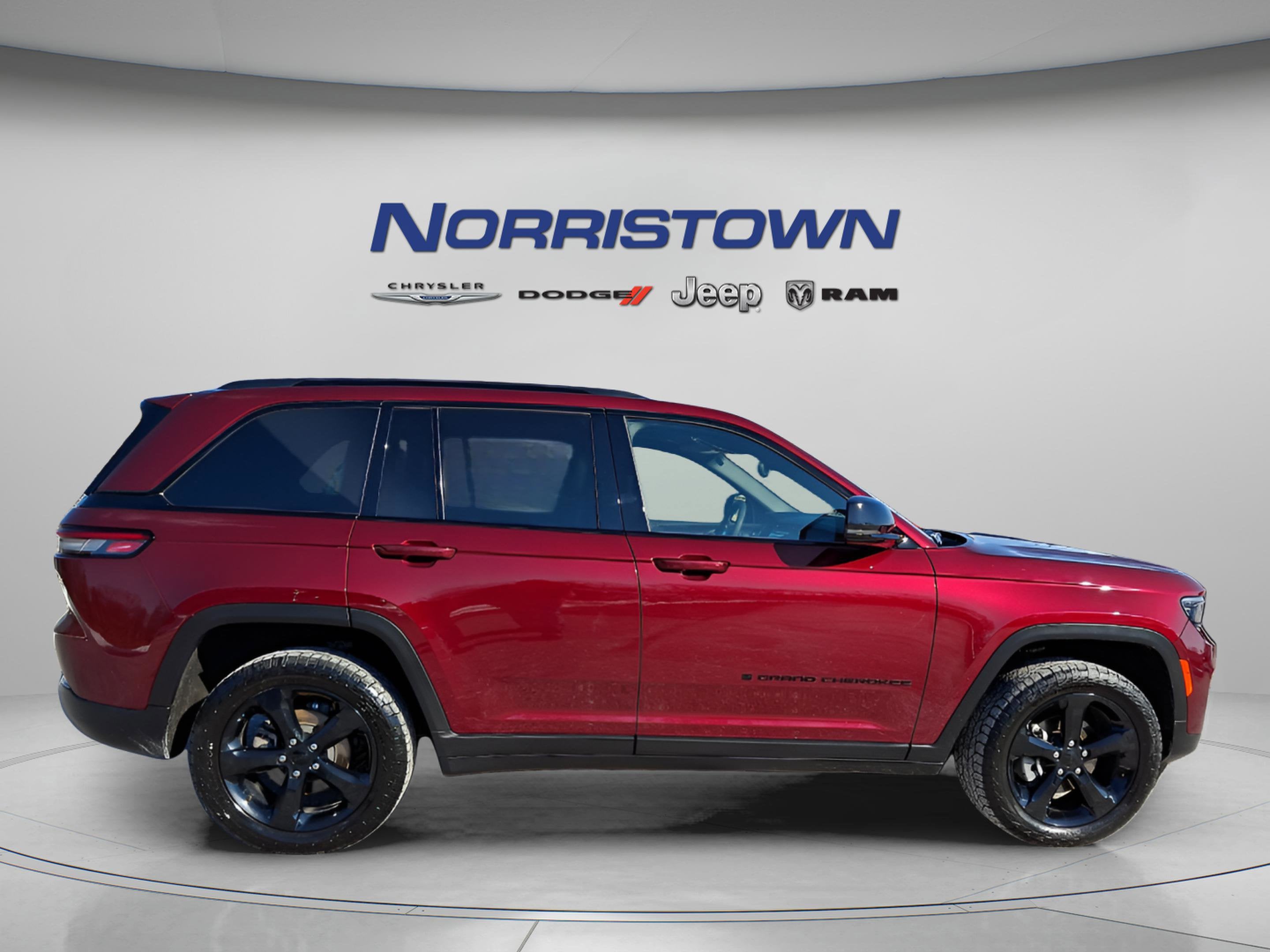 2023 Jeep Grand Cherokee Altitude 4x4
