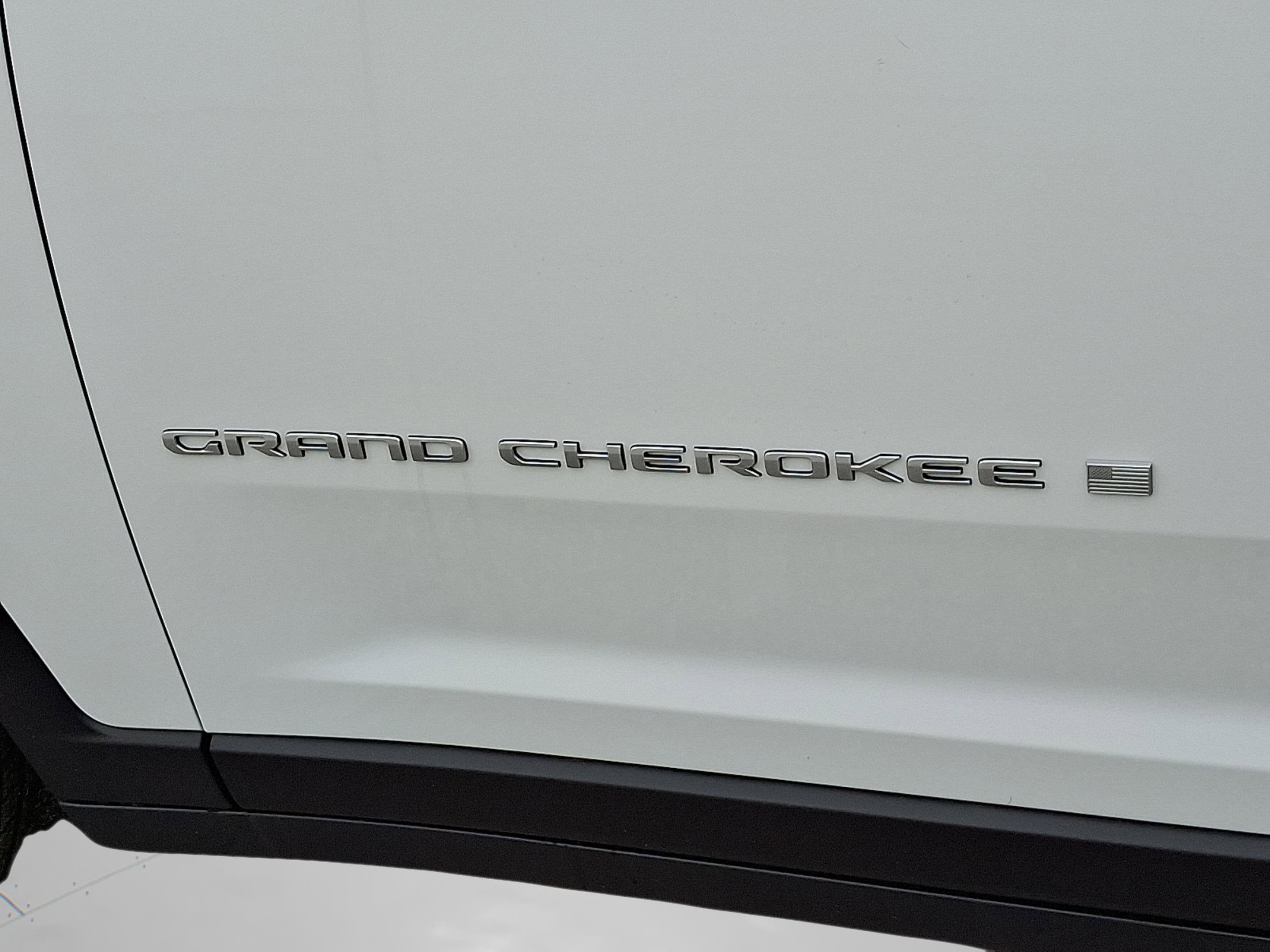 2025 Jeep Grand Cherokee GRAND CHEROKEE LAREDO X 4X4