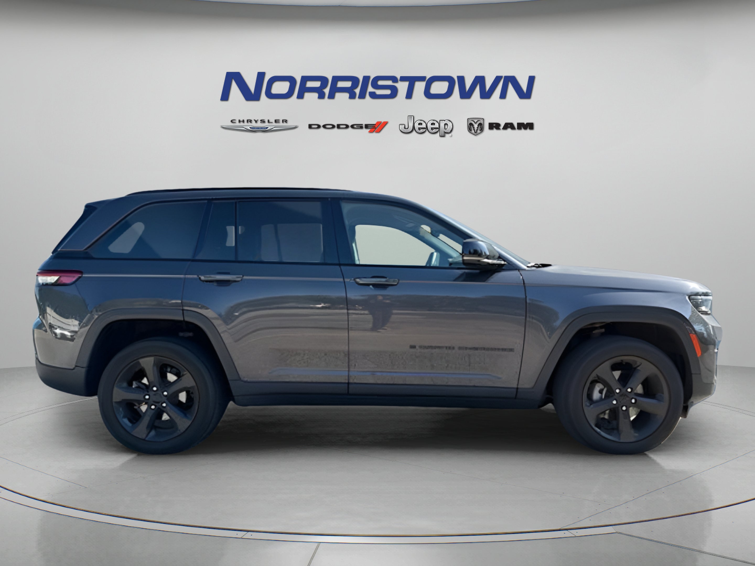 2023 Jeep Grand Cherokee Altitude 4x4