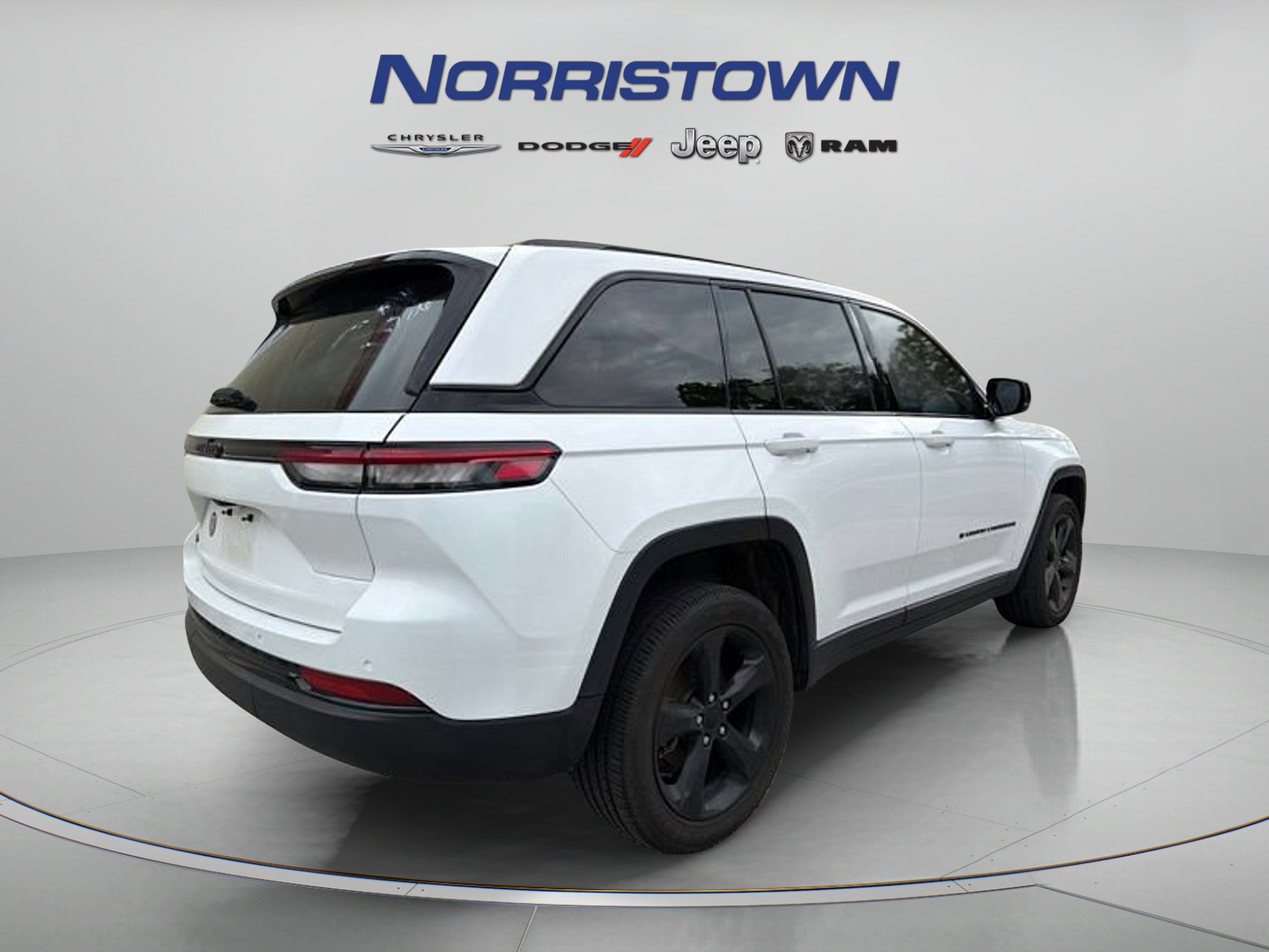 2023 Jeep Grand Cherokee Altitude 4x4