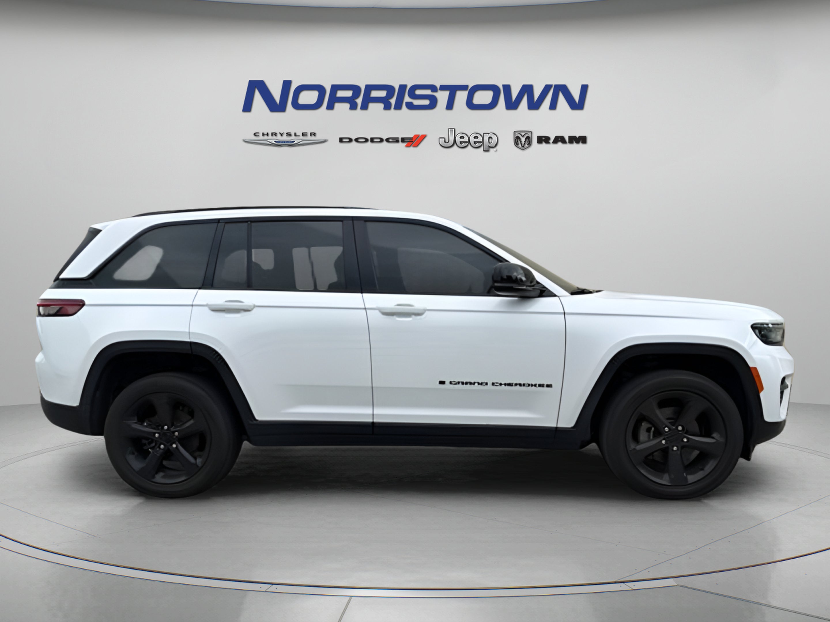 2023 Jeep Grand Cherokee Altitude 4x4