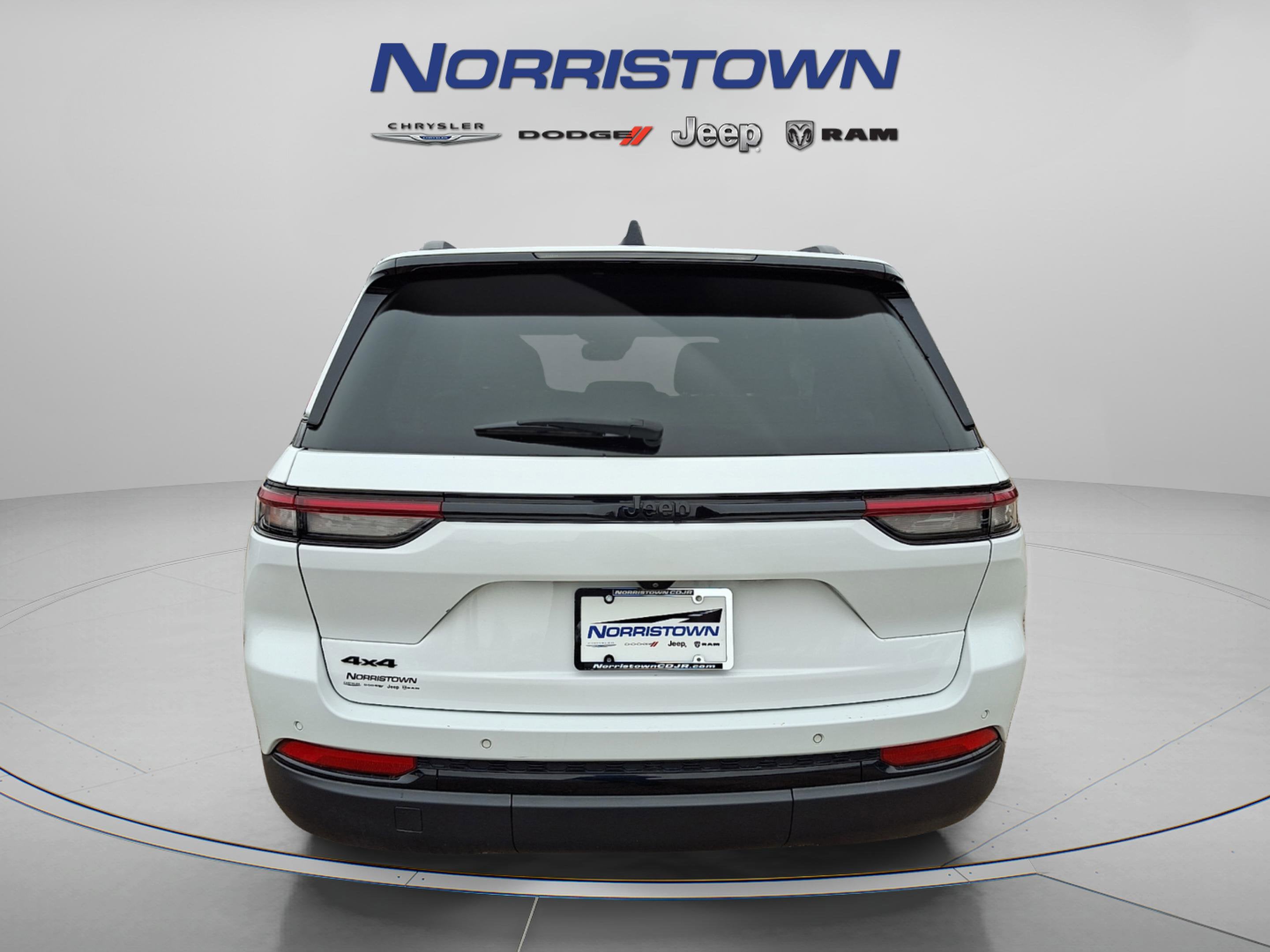 2023 Jeep Grand Cherokee Altitude 4x4