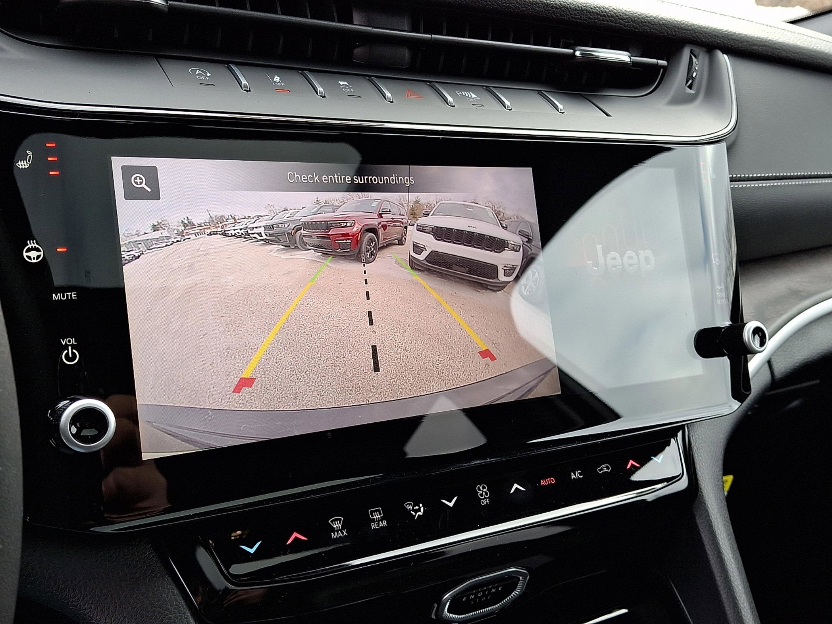 2026 Jeep Grand Cherokee GRAND CHEROKEE LAREDO ALTITUDE 4X4