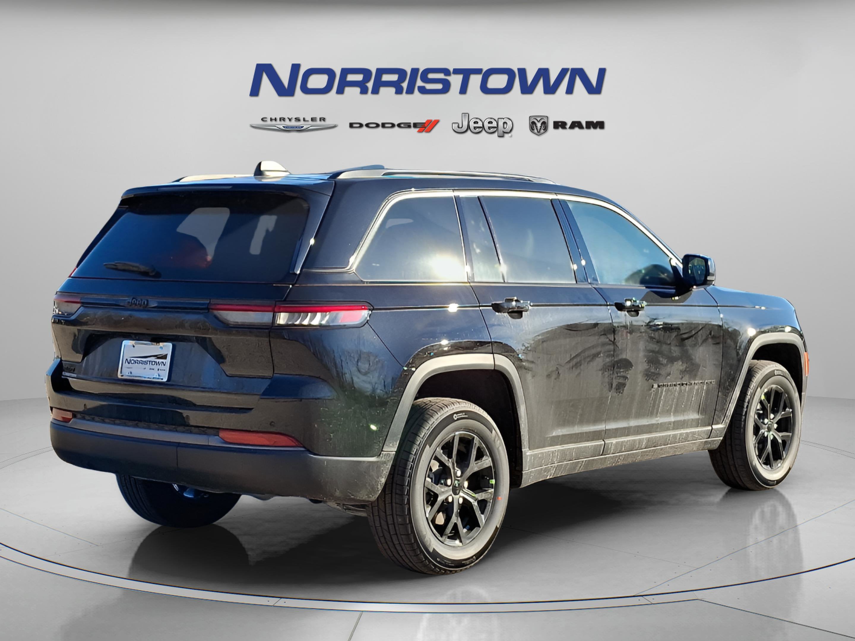 2026 Jeep Grand Cherokee GRAND CHEROKEE ALTITUDE 4X4