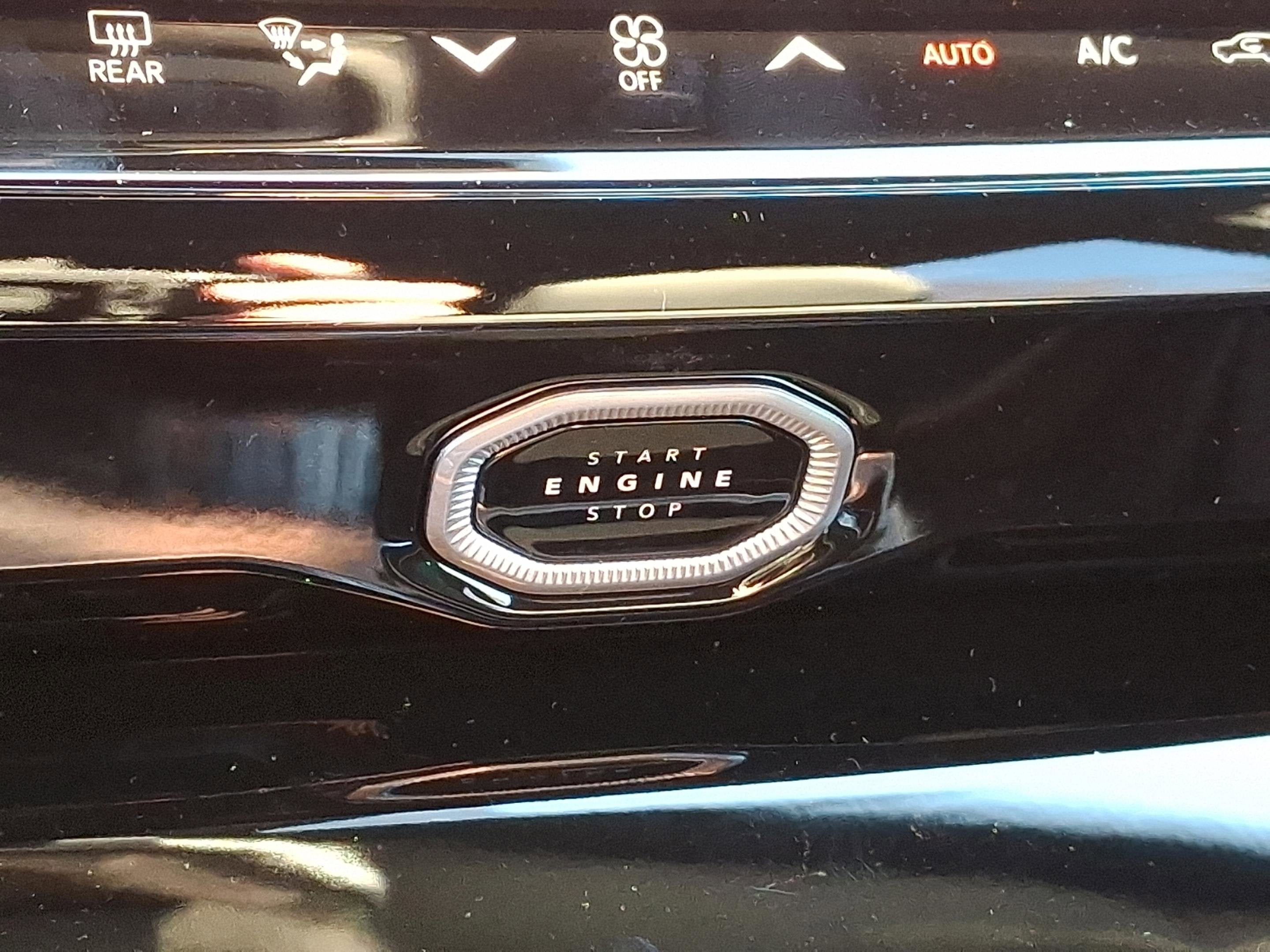 2026 Jeep Grand Cherokee GRAND CHEROKEE ALTITUDE 4X4