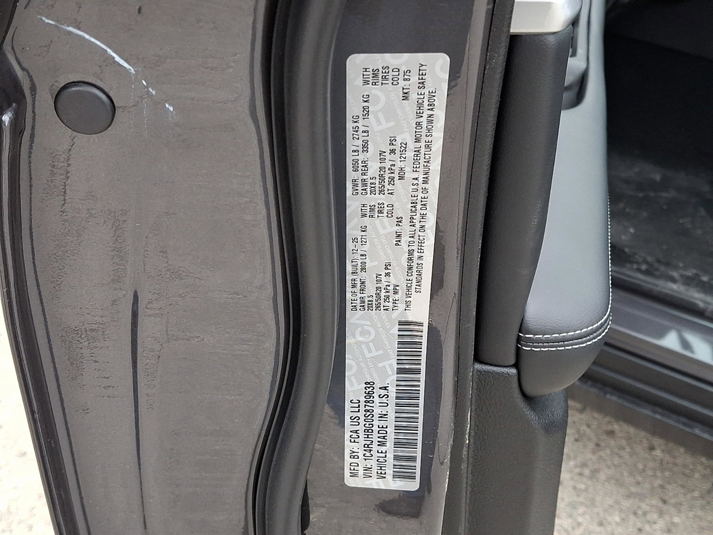 2025 Jeep Grand Cherokee GRAND CHEROKEE LIMITED 4X4