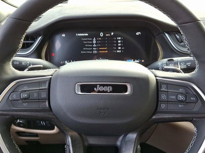 2025 Jeep Grand Cherokee GRAND CHEROKEE LIMITED 4X4