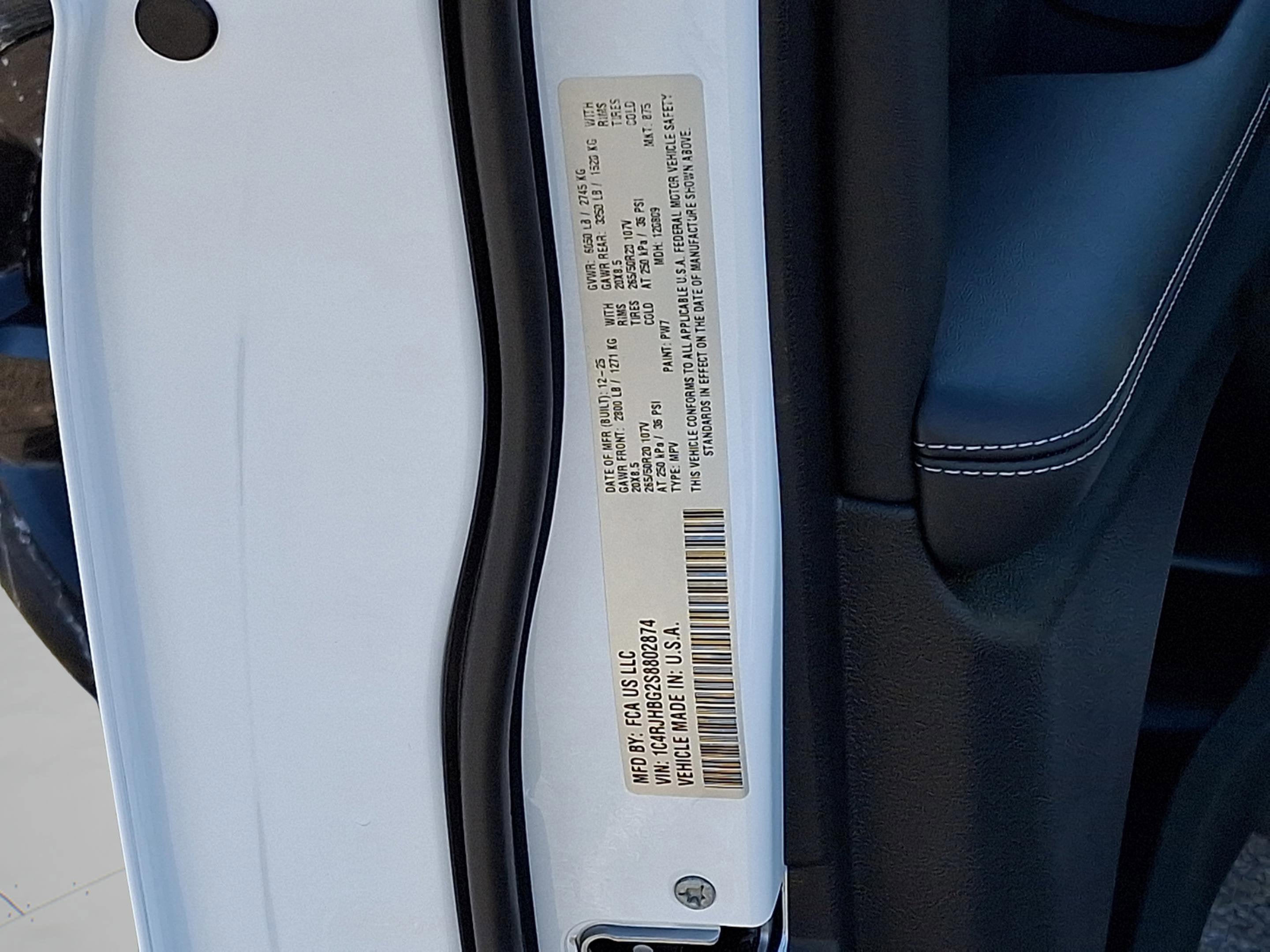 2025 Jeep Grand Cherokee GRAND CHEROKEE LIMITED 4X4